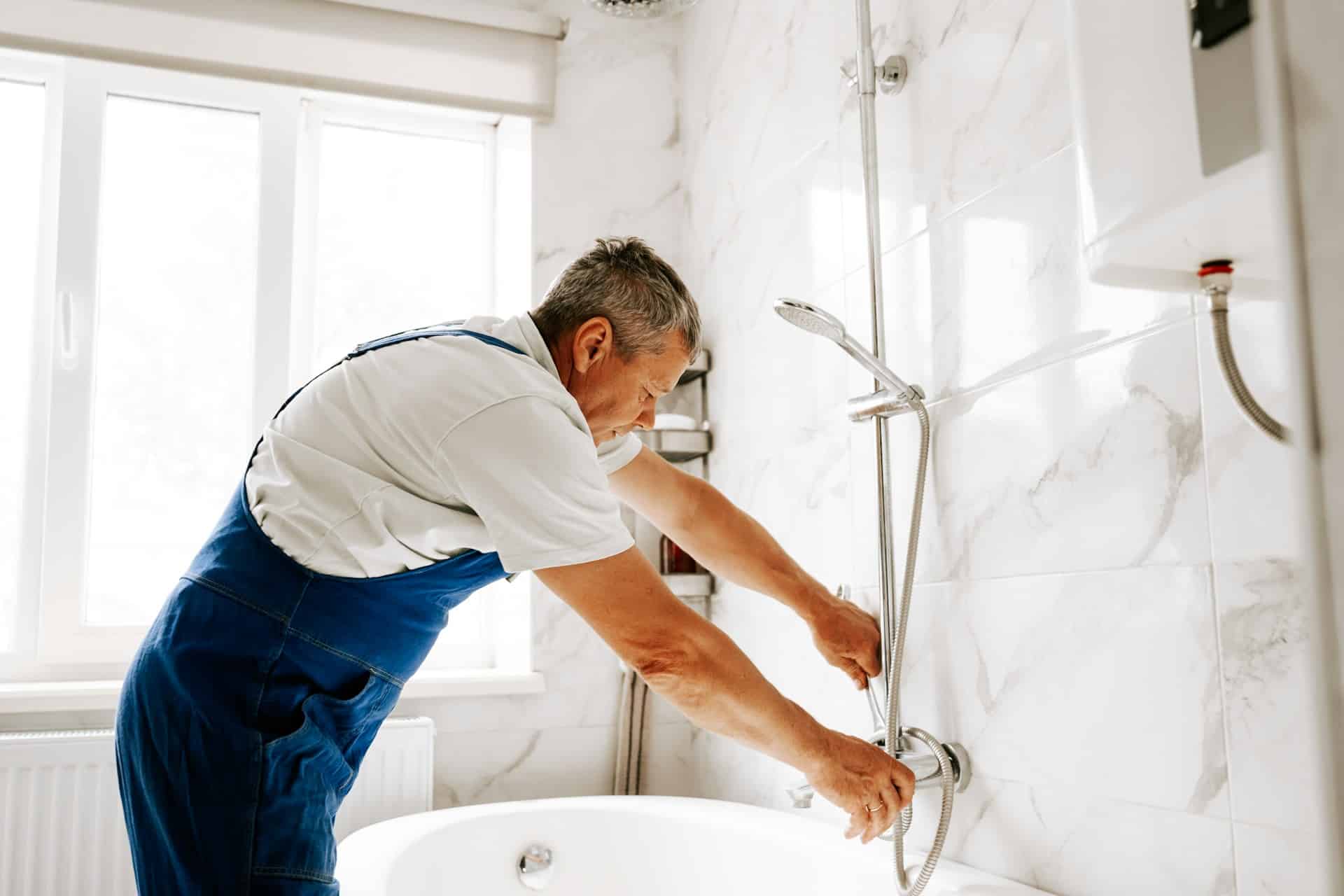 locate main water shutoff valve - plumbing service in Melbourne FL