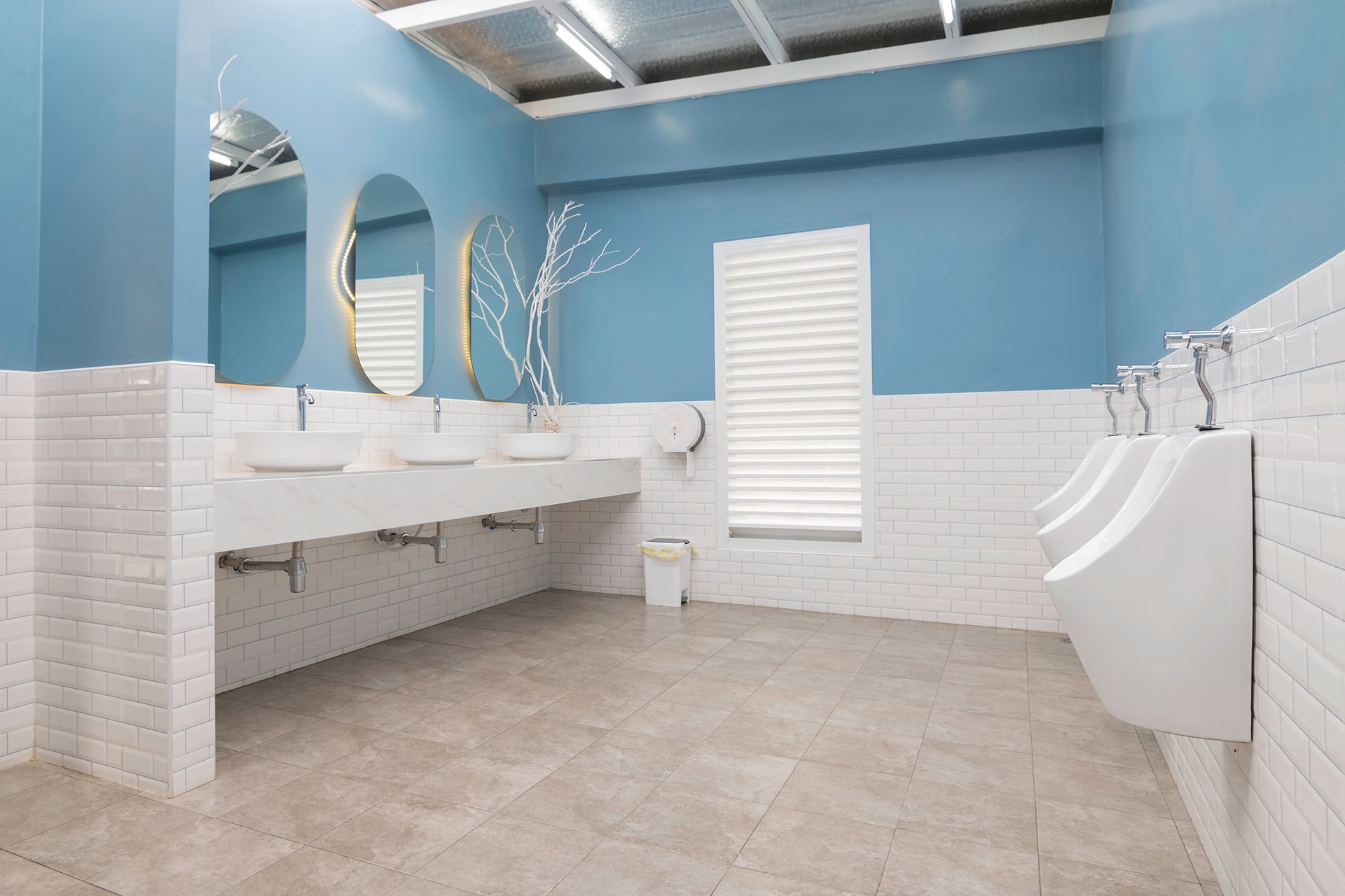 Central air conditioning system options for a Palm Bay home